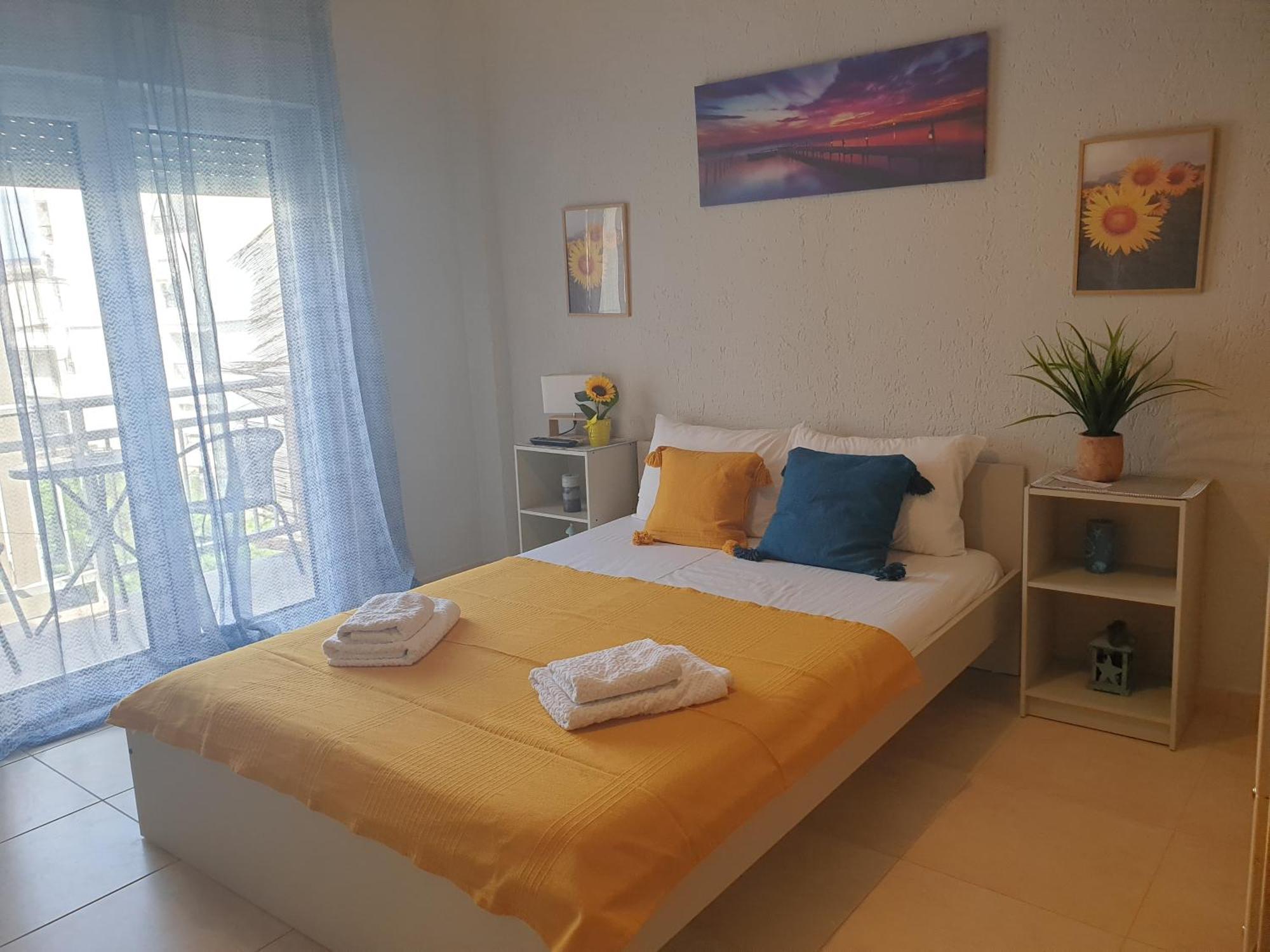 Апартаменты Sunflower Downtown *