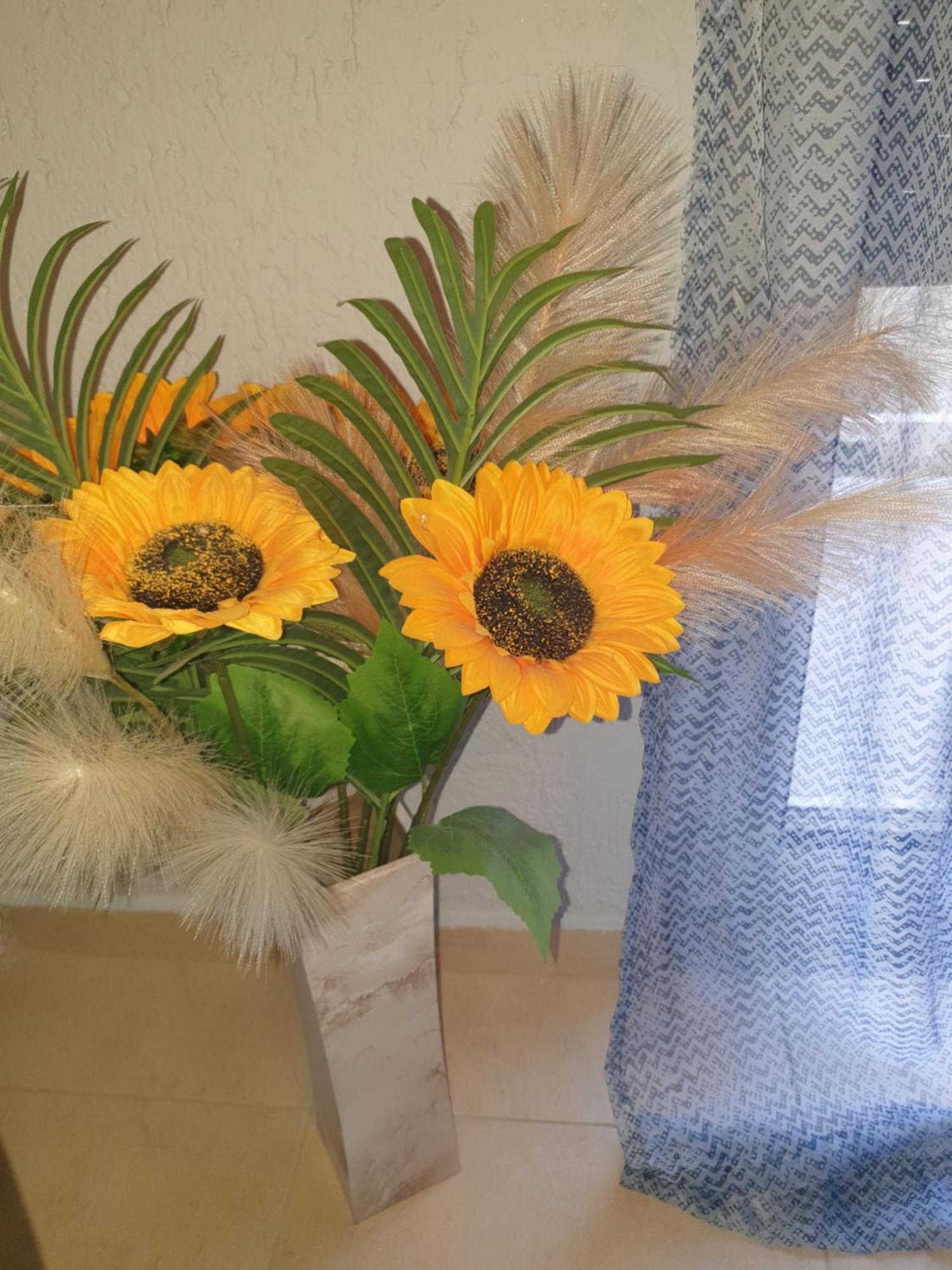 Apartment Sunflower Downtown