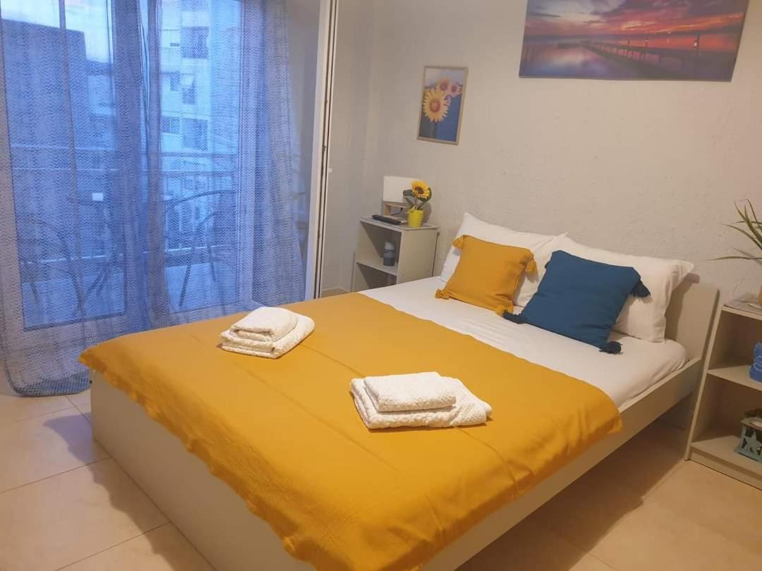 Sunflower Downtown Apartment Alexandroupoli